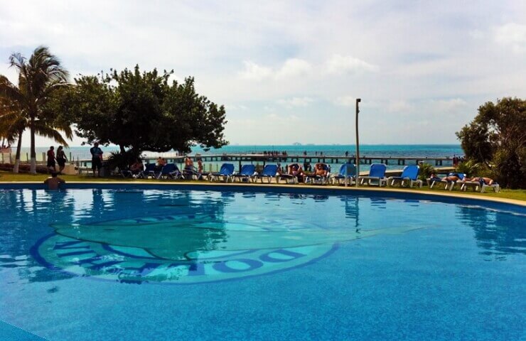 Isla Mujeres y encuentro con delfines